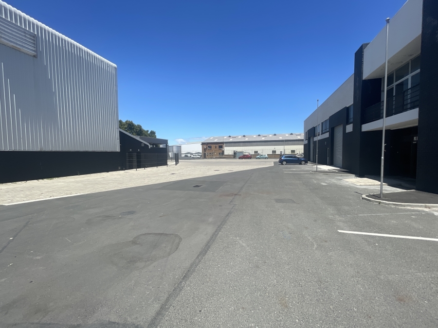 To Let commercial Property for Rent in Blackheath Industrial Western Cape